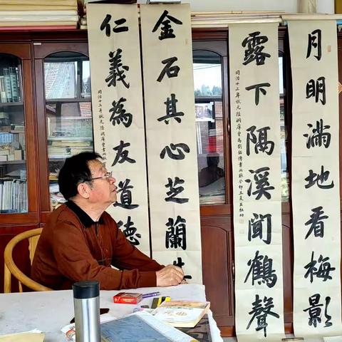 四时佳兴与君同 | 王祖功先生小楷春夏秋冬四首小词，雅致可人