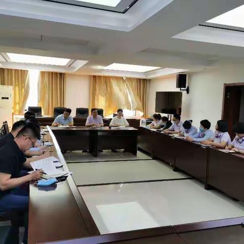 小啰啰的美篇伊宁市支行召开信贷业务专题培训会