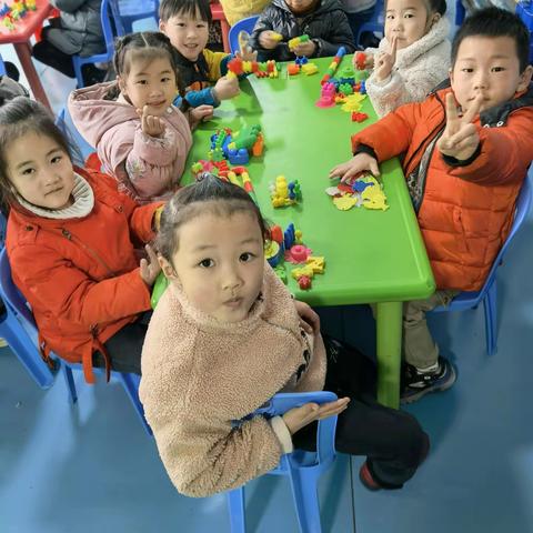 佳佳幼儿园大二班第十八周