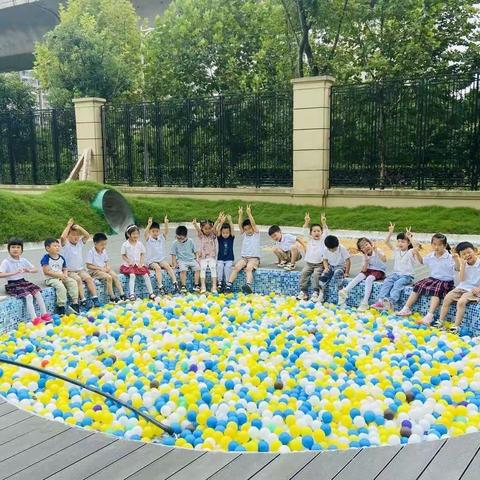 “相约高速—见证成长”       芜湖市蓝湾半岛幼教集团——高速御府幼儿园素质开放周 邀请函