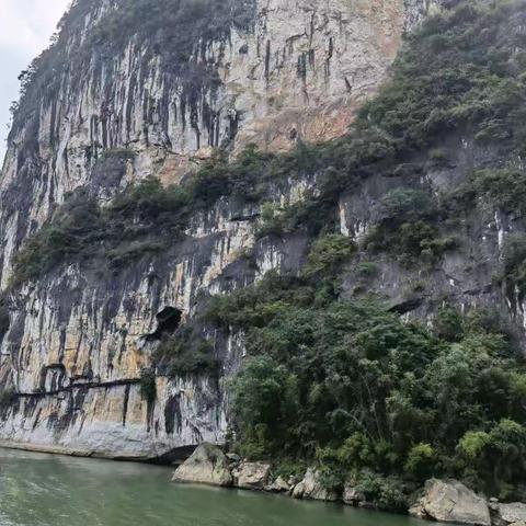 游玩于桂林山水间