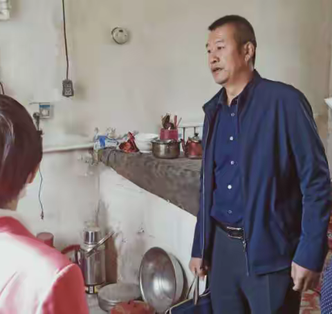 扶贫以厚民生，扶志以养其心
