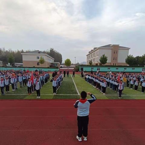 喜迎二十大，争做好队员——乔官镇实验小学建队日活动