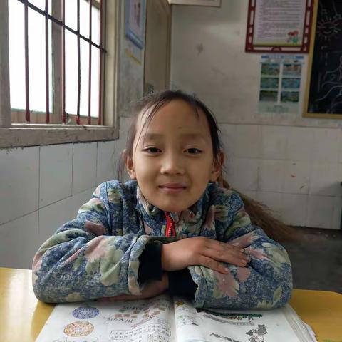 杠杠小学一年级的同学们学习是杠杠的！