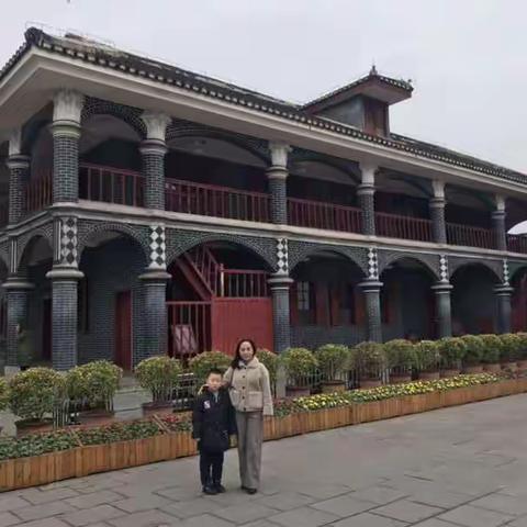 到遵义会址体验长征精神！