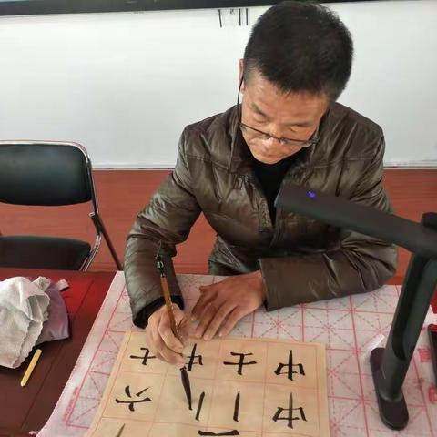 挥洒汗水，浸润未来――校本课程日记二