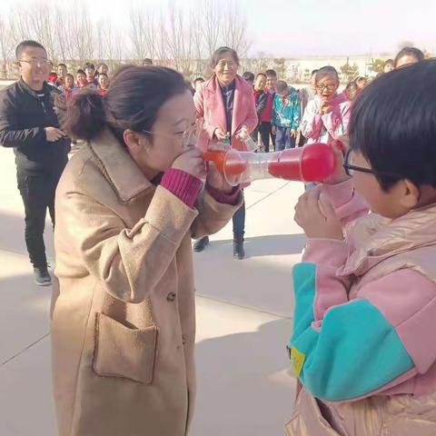 庆三八妇女节，扬教师新风采——靖远县五合镇野马涝小学庆三八妇女节活动