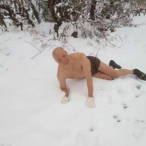 雪地勇者