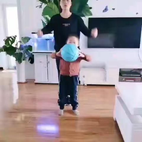 今天的篮球🏀 亲子活动《旋转木马🐴 》