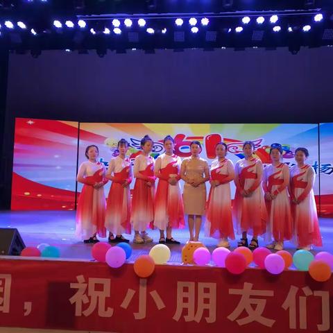 九龙幼儿园大一班开学第一周日常活动留影