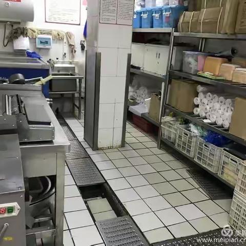 6月30日咸丰店早市整改图片