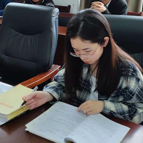 期中备课检查 我们在行动—记瑞昌市第八中学语文教研组第十二周教研活动