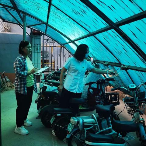 安全不放假，快乐过国庆—沁园小学开展“国庆”节前安全大排查