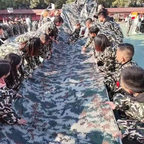 玲海幼儿园中一班“我爱我的国”大型亲子主题活动