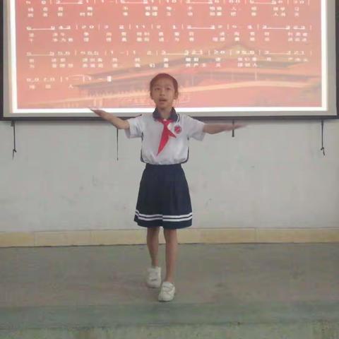 公平英豪学校开展感恩主题队会活动