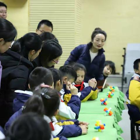 永川教师学习培训班走进乐教育——深入学习交流，携手共同成长