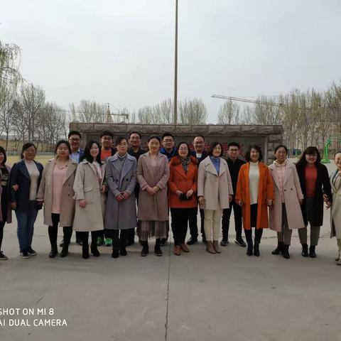 春雨润物细无声，师爱暖心总关情——向阳中学家长课程随记。