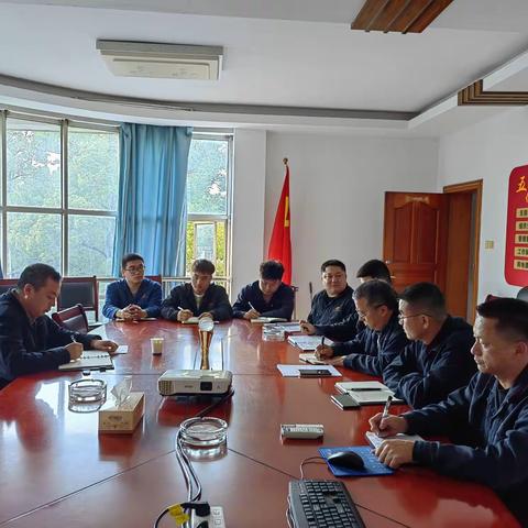 公司副总经理于春和到传动分厂开展调研工作