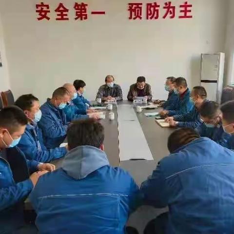 国网惠民公司组织开展离退休职工“进班组、讲案例、话安全”活动