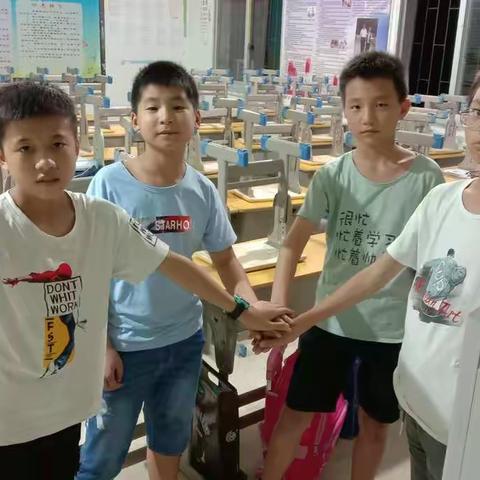 花季少年     努力奔跑