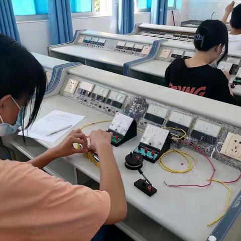 【红华中学】2022年中考实验操作考试简讯