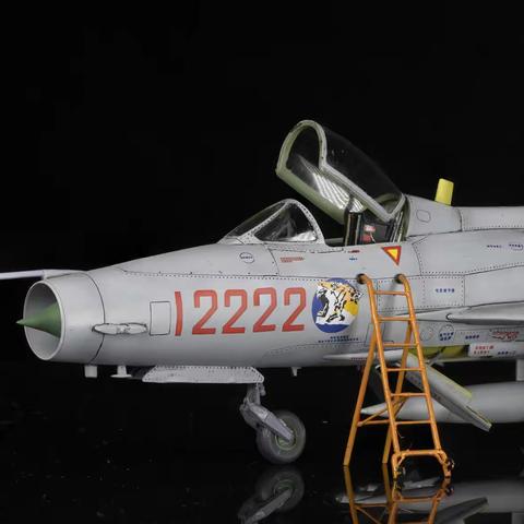 1/48 歼7E歼击机模型