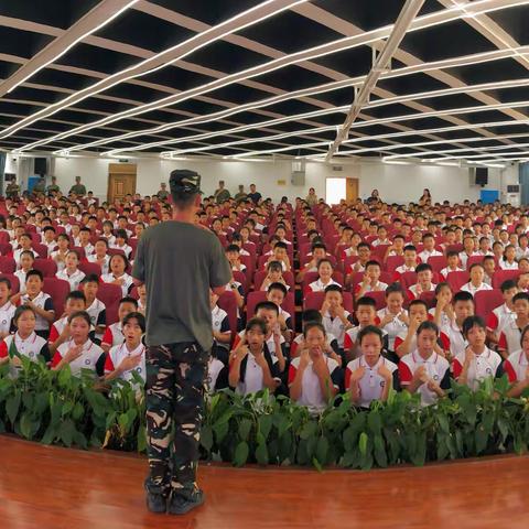 感恩的心，感谢有你—2019级初一新生素质拓展训练专题之感恩主题教育