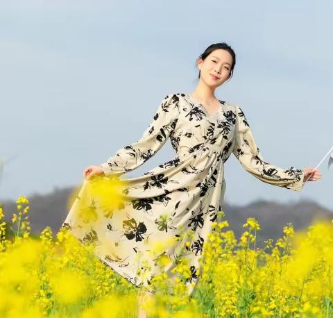 春风知我意 吹梦到花田