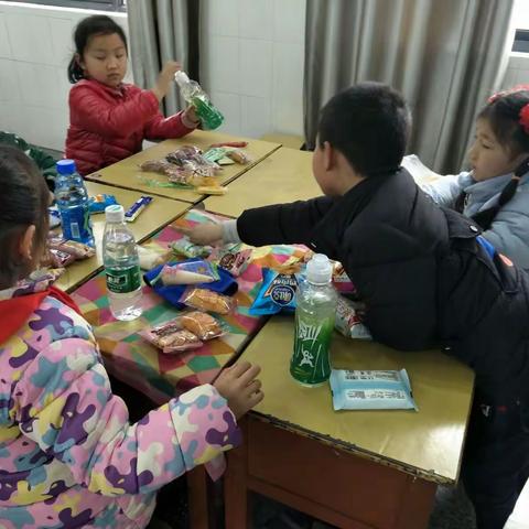 五窑小学开展清明踏青活动