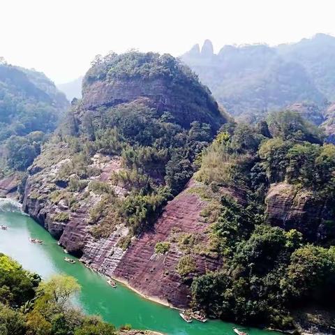 福建武夷山一：跨越九曲溪攀爬天游峰观赏摩崖石刻