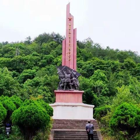 蜀道剑门行四：入山寨行栈道进平襄侯祠瞻红色遗址