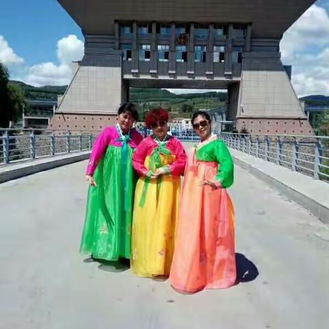 六姐妹畅游长白山