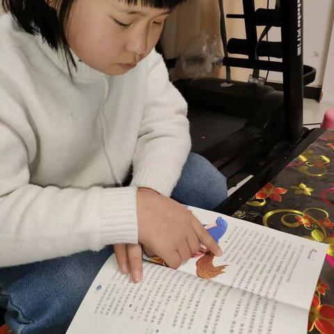 大家好，我是池阳小学四年级四班周笑妍，我正在参加学校组织的“微实践做中学”之“微阅读”活动。