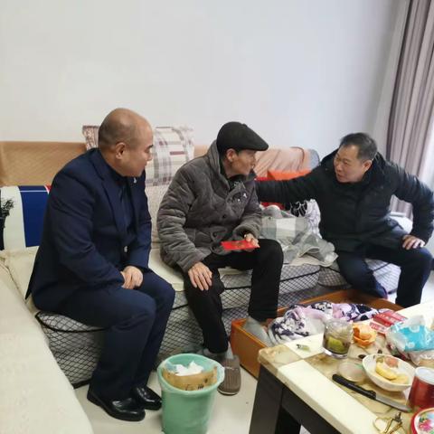 忆往谈今话未来  传承聚力再出发