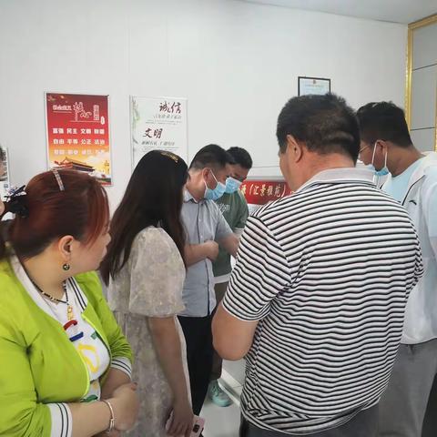 丁庄街道袁庄社区开展“我为群众办实事”活动