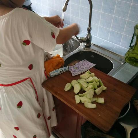 学做的第一个菜汤