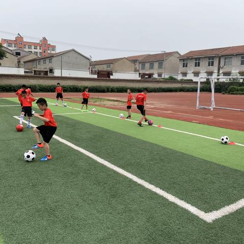 2020黄小暑期足球兴趣小组活动总结
