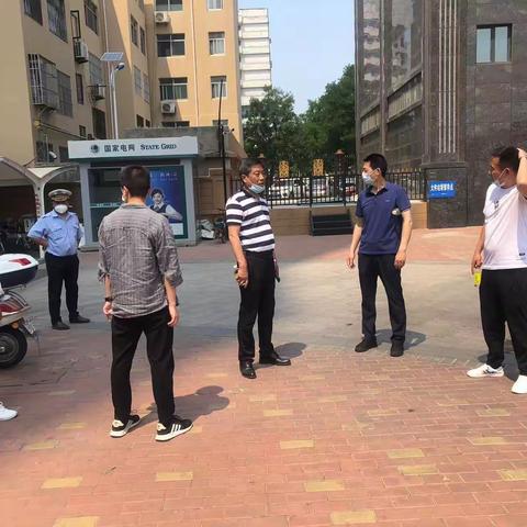 凤城街道对社区电动车进行专项治理工作