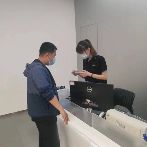 凤城街道对九小场所进行安全检查工作