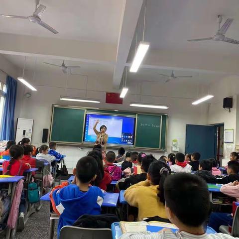 铁马小学2018级2班“家长进课堂”活动—玩转英文绘本