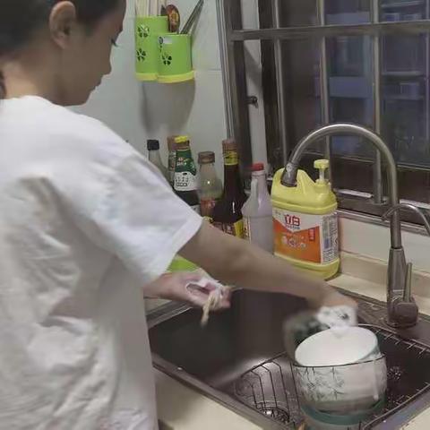 李佳桐的暑假生活