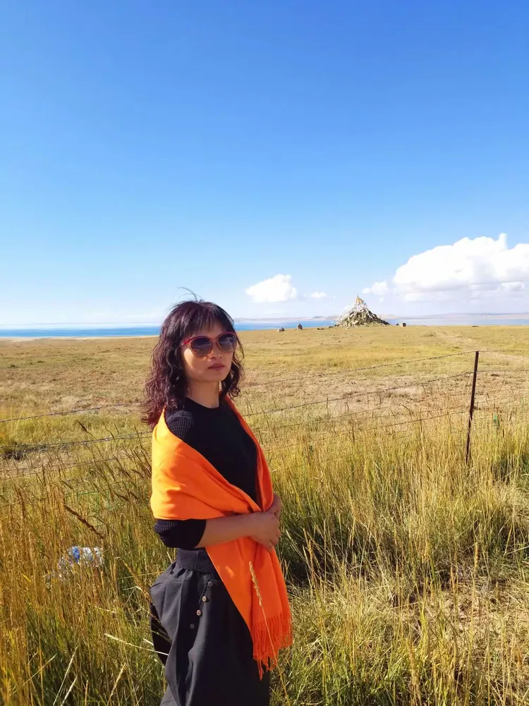 这位就是大名鼎鼎好色哥,曾经把堂堂的正人君子不近女色的大探哥成功