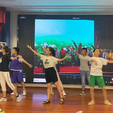 夏日炎炎 有你超甜——东平县第二实验小学紧锣密鼓准备县消夏晚会中……