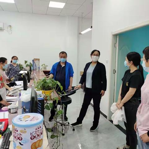 羊坊店街道就“接诉即办”工作慰问科技部社区