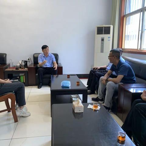 河南省科学院地理研究所专家组一行到西闫乡调研