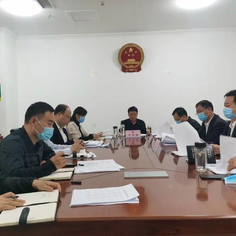 县人大常委会召开主任（扩大）会议                          对换届选举、联动监督等工作进行安排部署