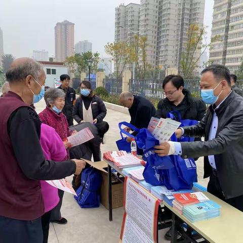 “九率一度”话平安，宣传走访普和谐