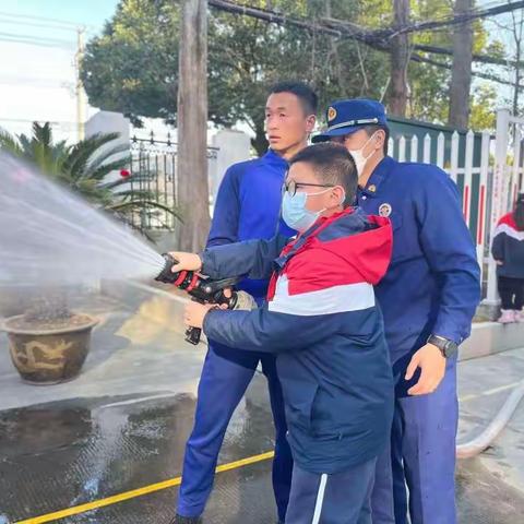 401班伍岑恩寒假实践