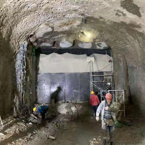 S1线苹果园站换乘通道下穿大台铁路工程