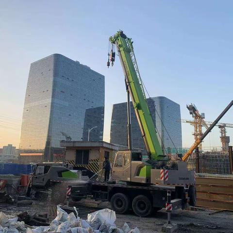 S1线苹果园站换乘通道下穿大台铁路工程